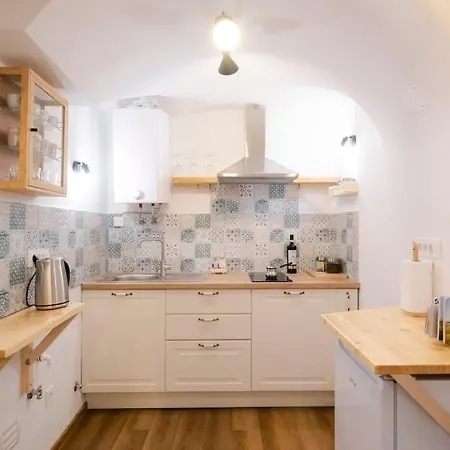 Jerry's Old Town Garden * Любляна