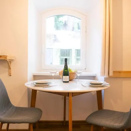 Jerry's Old Town Garden * Любляна