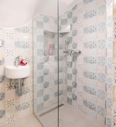 아파트 Jerry's Old Town Garden 류블랴나