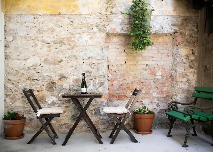 아파트 Jerry's Old Town Garden